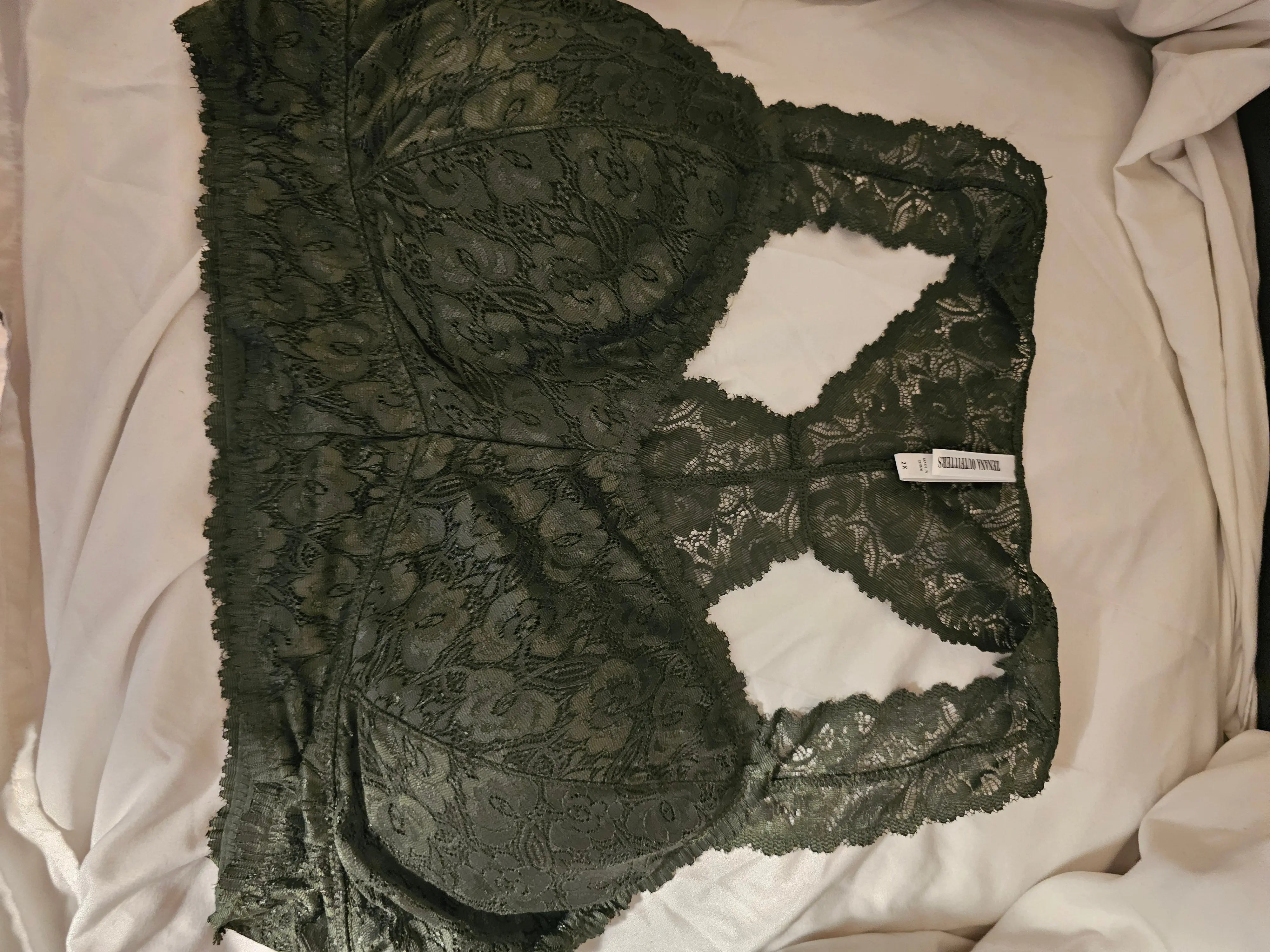 PLUS STRETCH LACE BRALETTE WITH REMOVABLE BRA PADS LT-6324X Cathy Burgess Shop